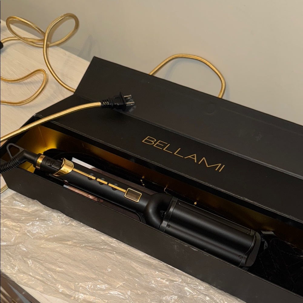 Bellami Black and Gold Hair Crimper